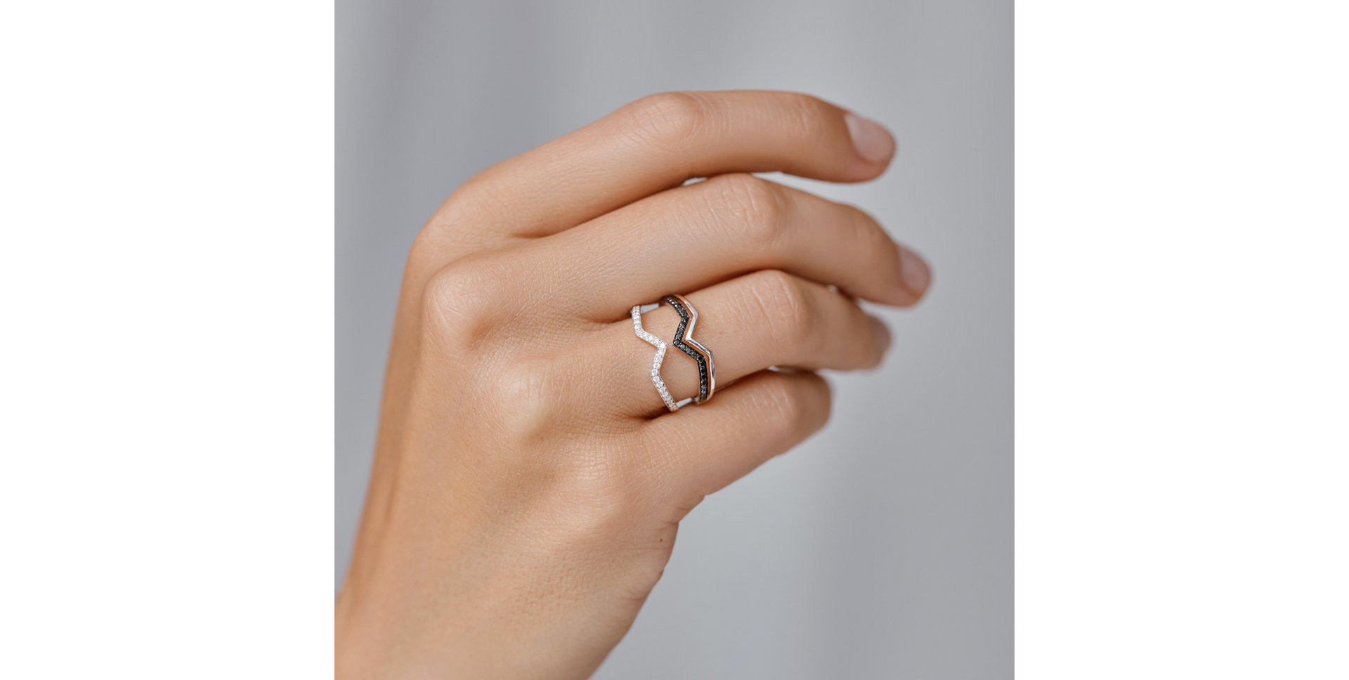 Prsteň s diamantmi Broken Aura