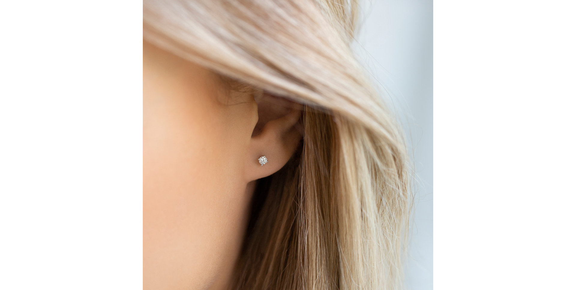 Náušnice s diamantom Essential Sparks