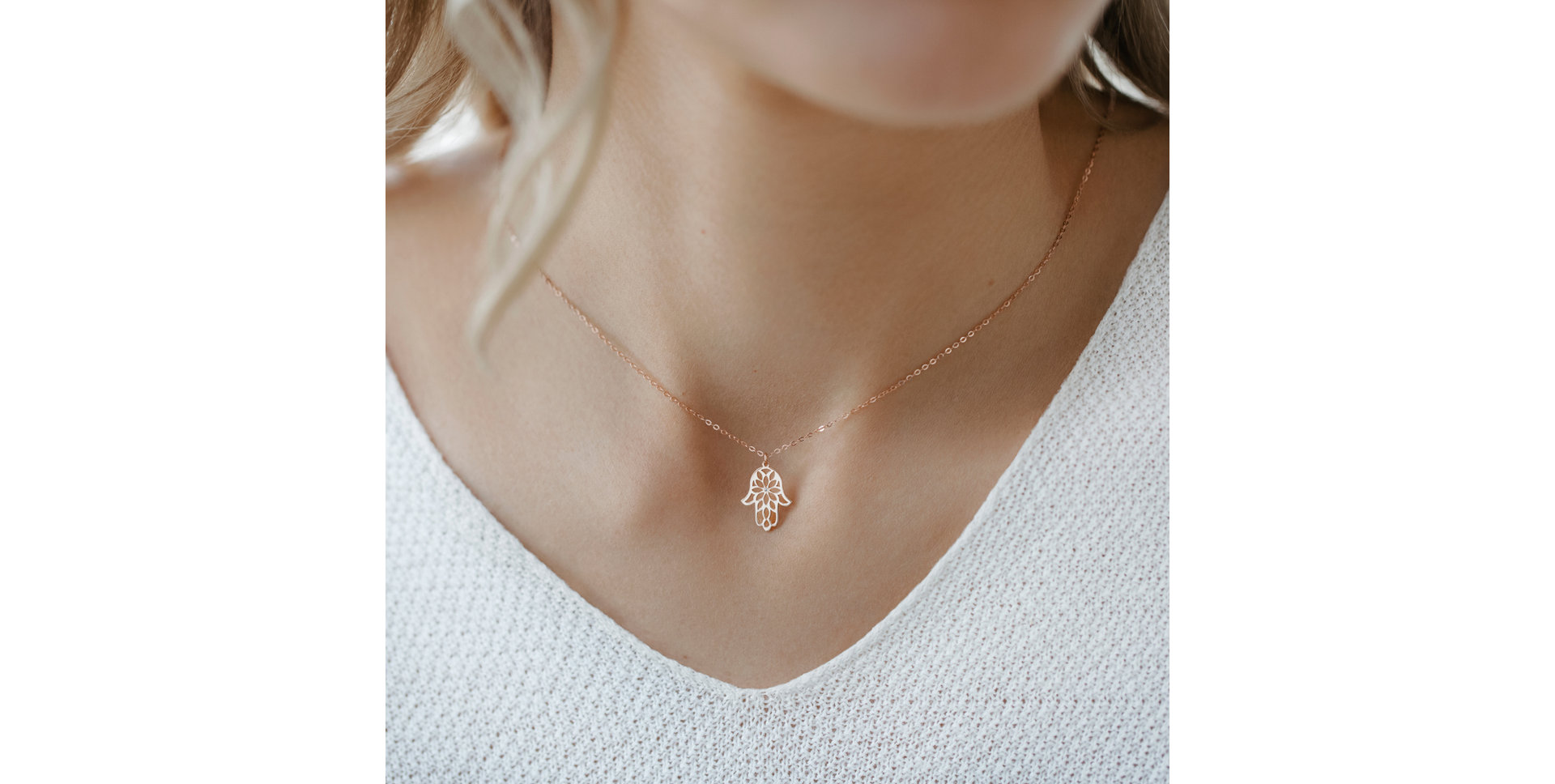 Náhrdelník s diamantom Fatima Flower