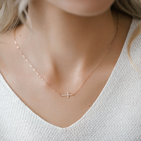Náhrdelník s diamantom Little Cross