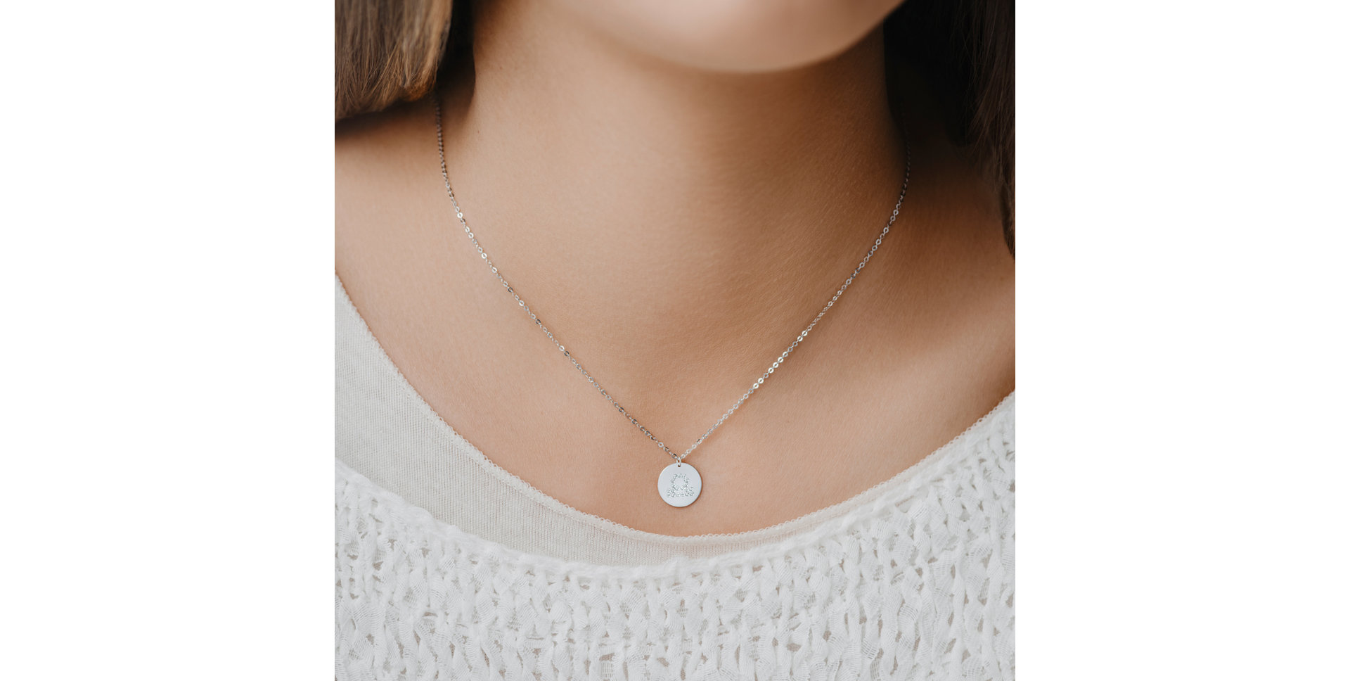 Náhrdelník s diamantmi Leo