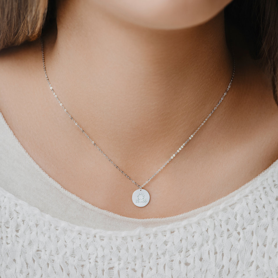 Náhrdelník s diamantmi Taurus