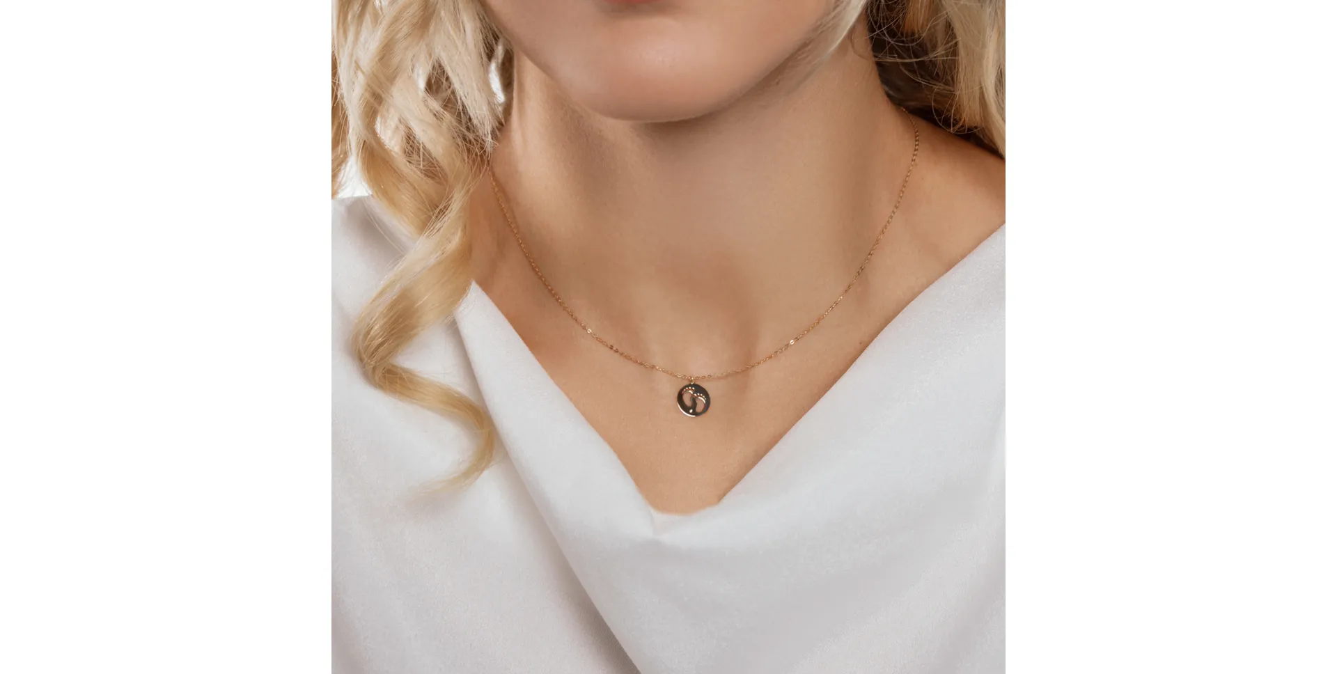 Náhrdelník s diamantom Happy Feet