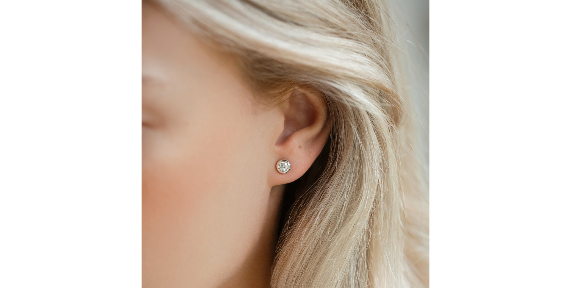 Náušnice s diamantom Sparkling Dots