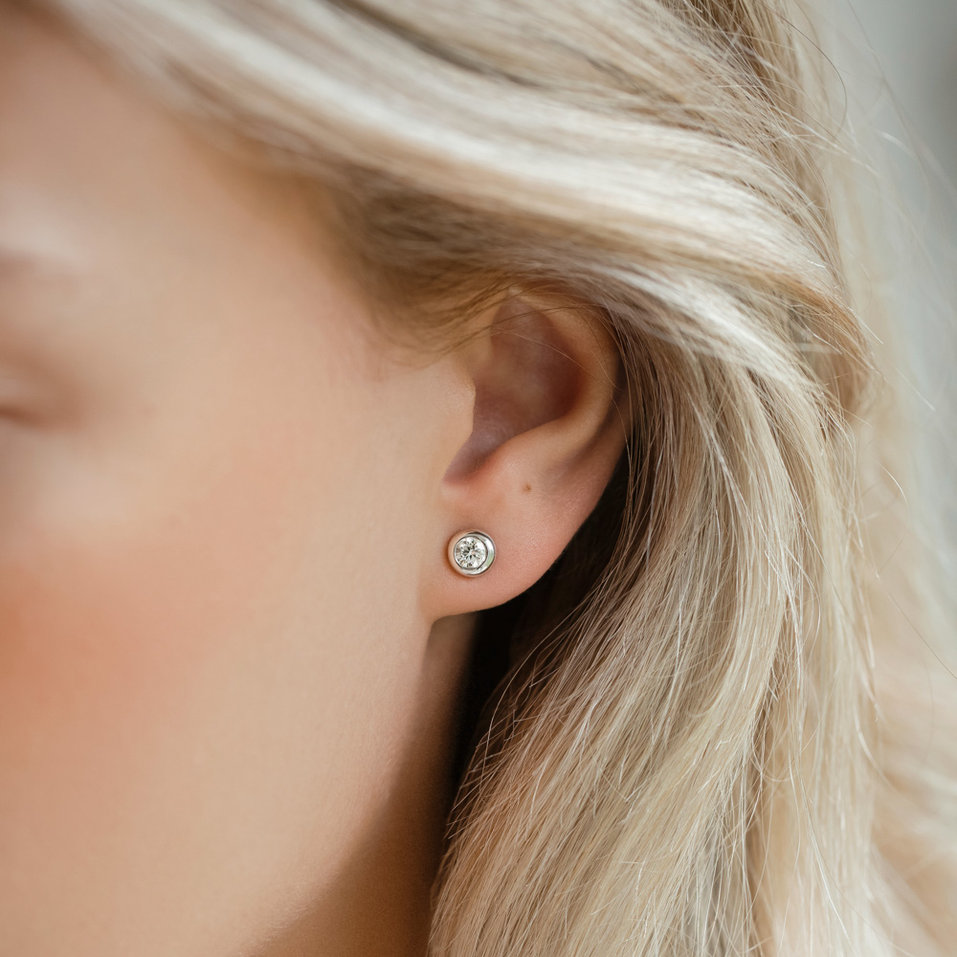 Náušnice s diamantom Sparkling Dots