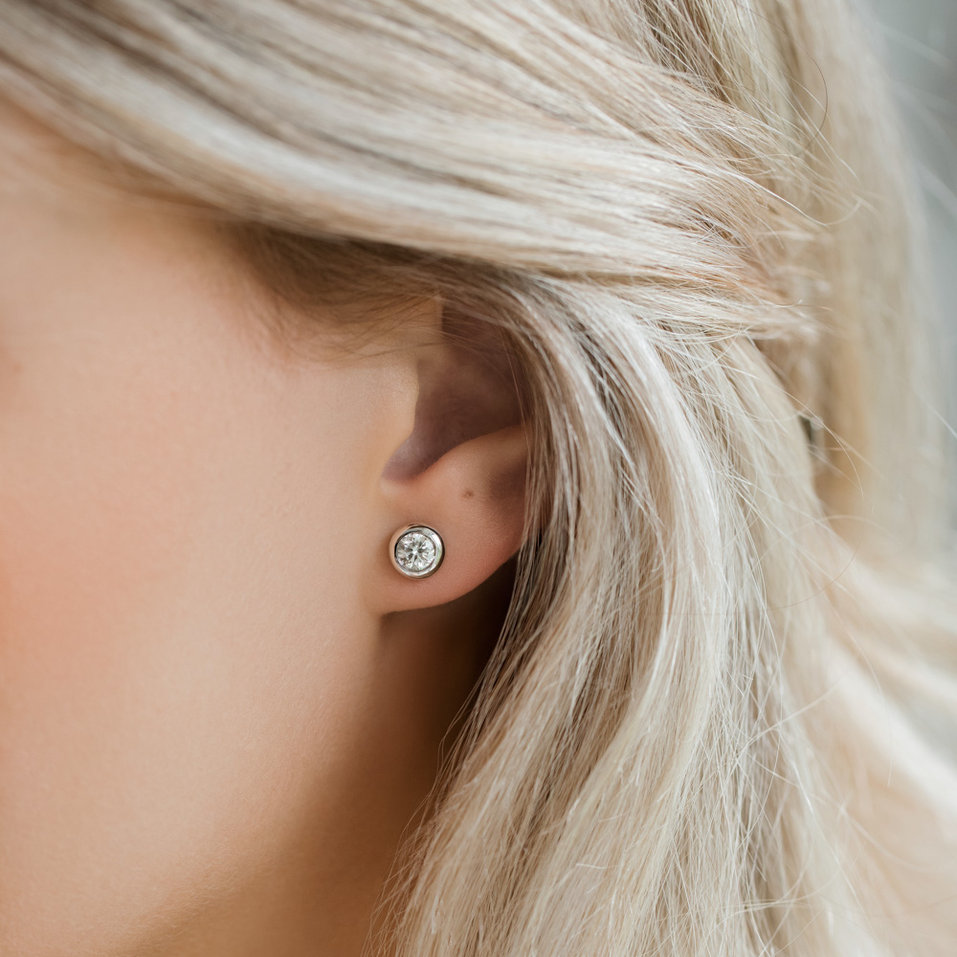 Náušnice s diamantom Sparkling Dots