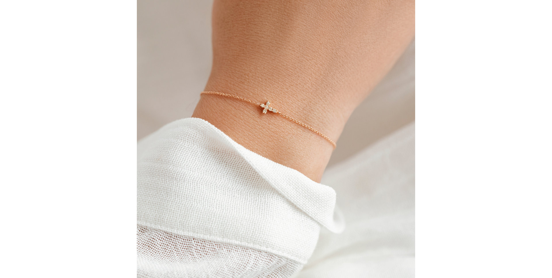 Náramok s čiernymi diamantmi Shiny Cross