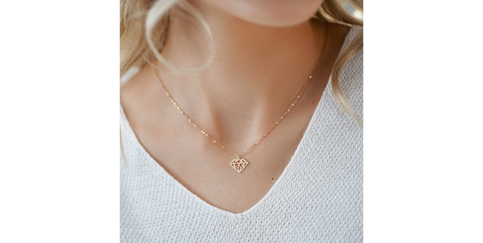 Náhrdelník s diamantom Diamond