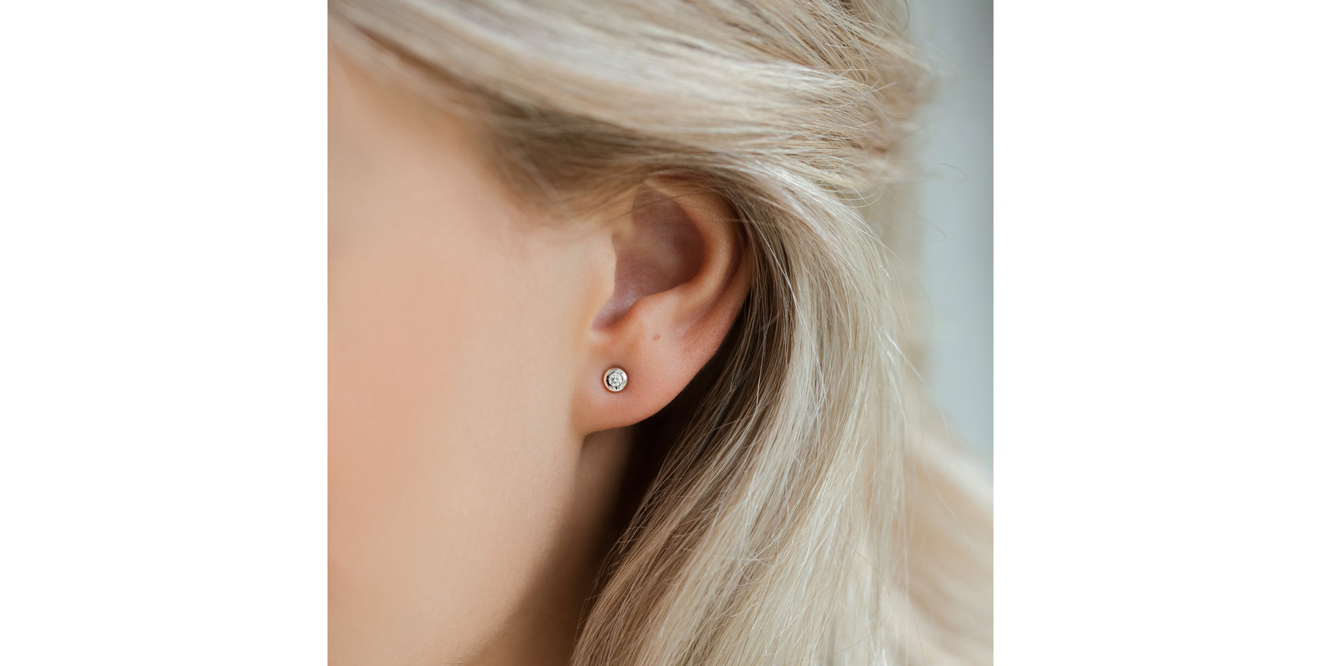 Náušnice s diamantom Sparkling Dots