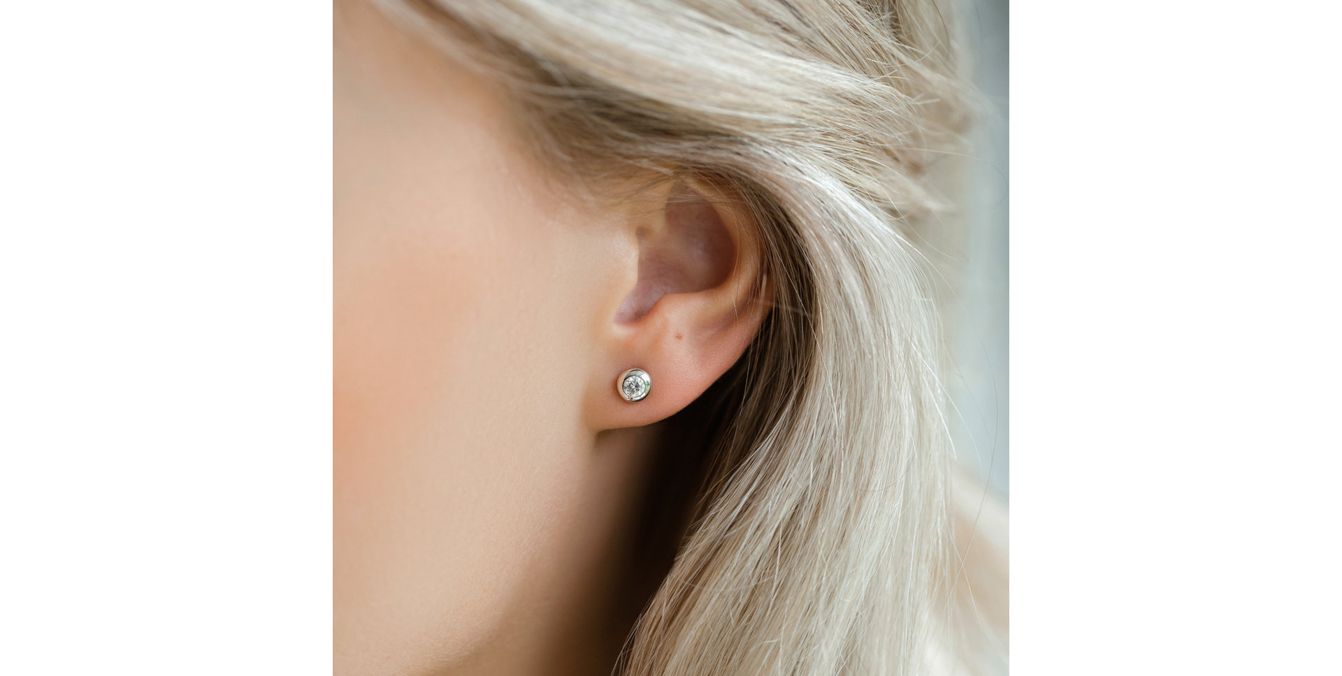 Náušnice s diamantom Sparkling Dots