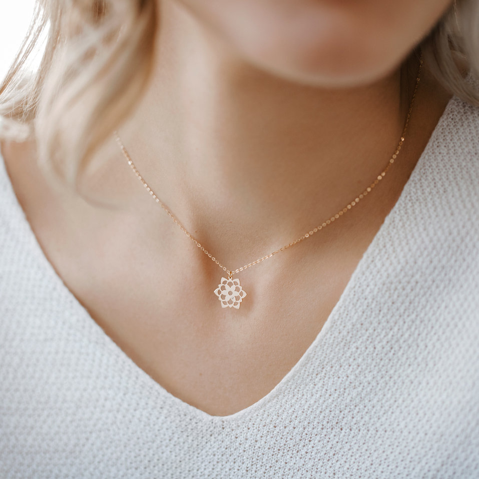 Náhrdelník s diamantom Little Blossom