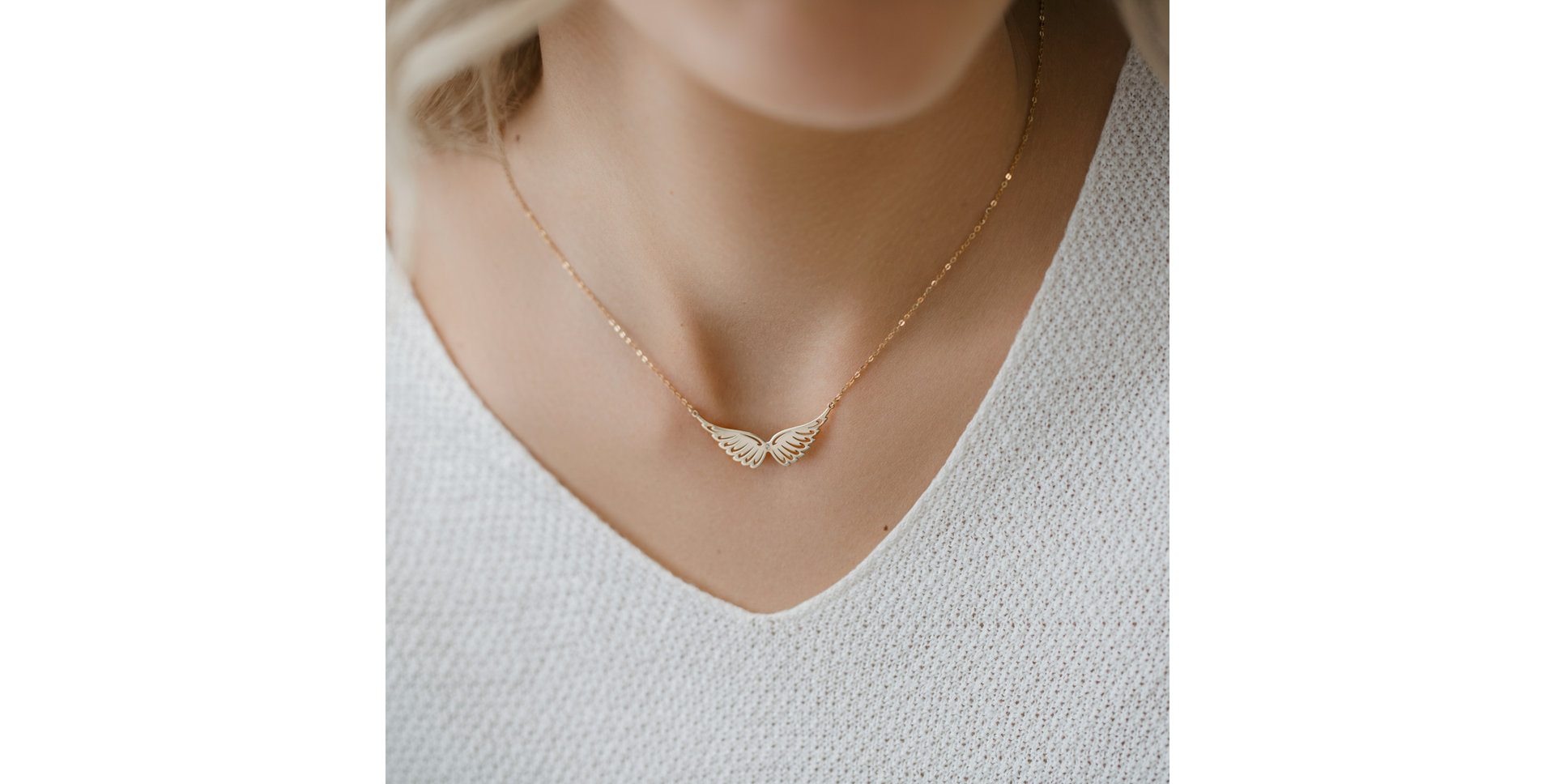 Náhrdelník s diamantom Wings