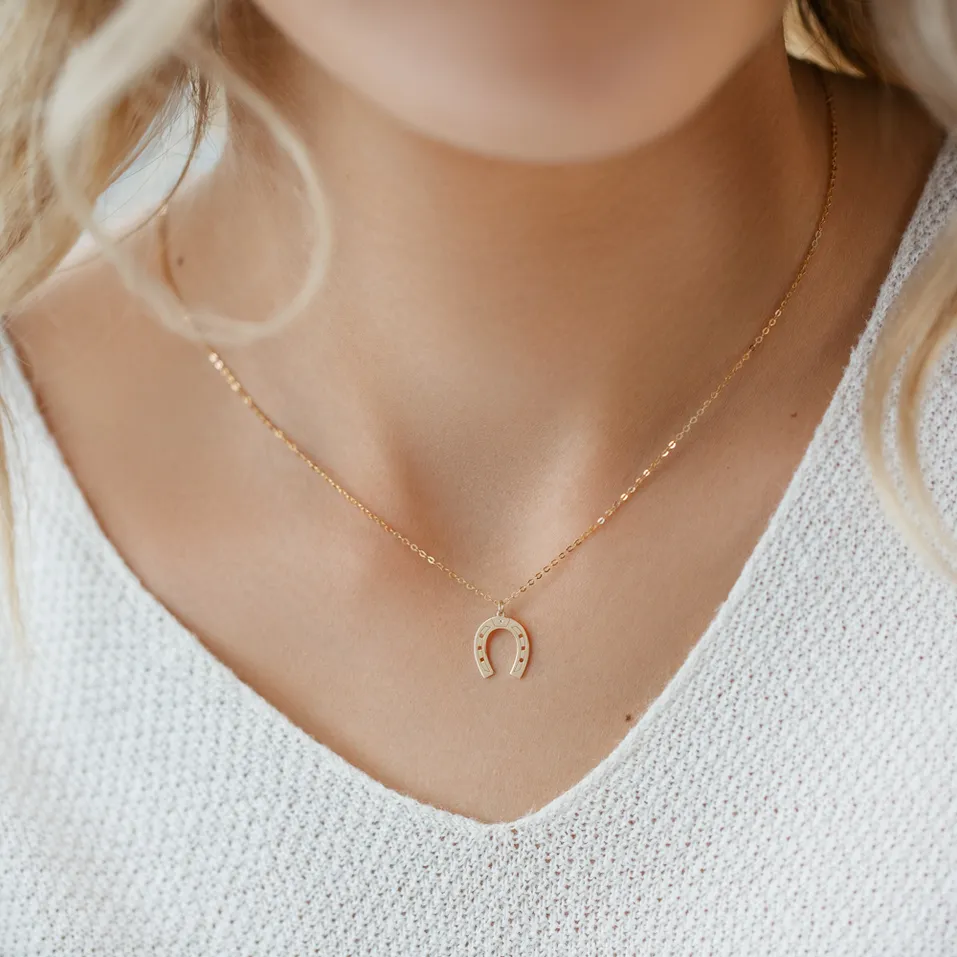 Náhrdelník s diamantom Horseshoe