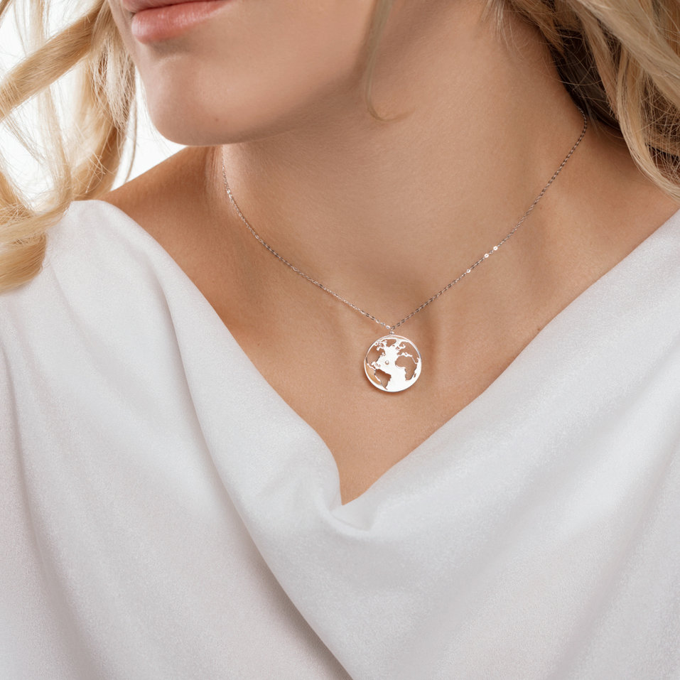 Náhrdelník s diamantom Earth