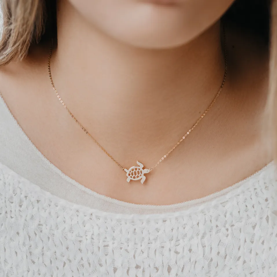 Náhrdelník s diamantom Turtle