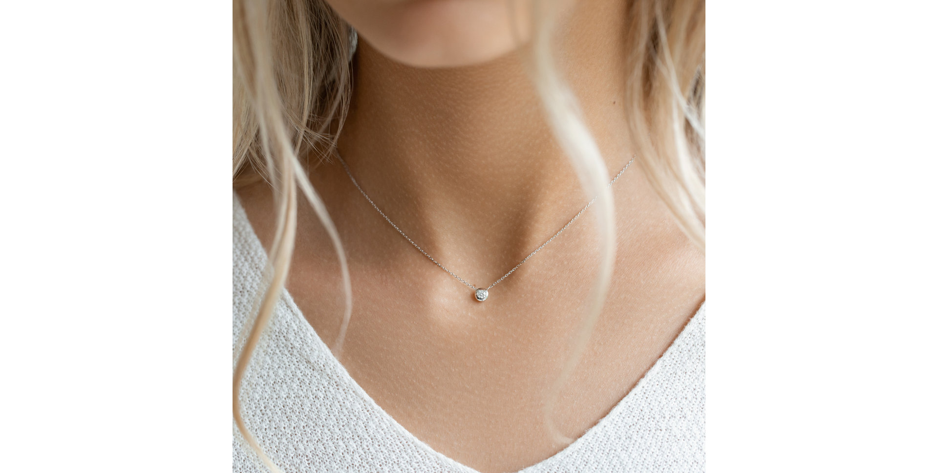 Náhrdelník s diamantom Sparkling Dots