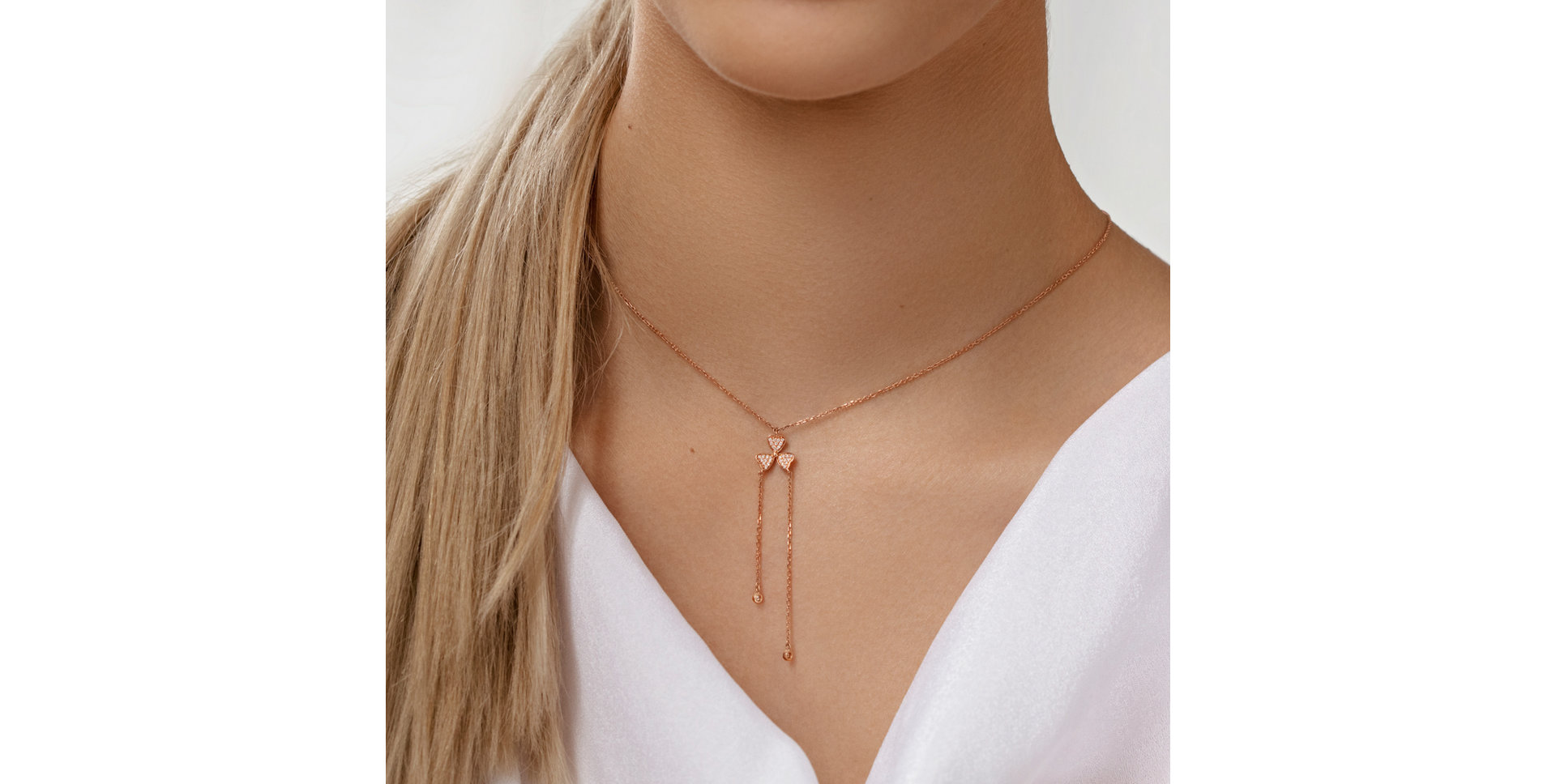 Náhrdelník s diamantmi Flower Waterfall