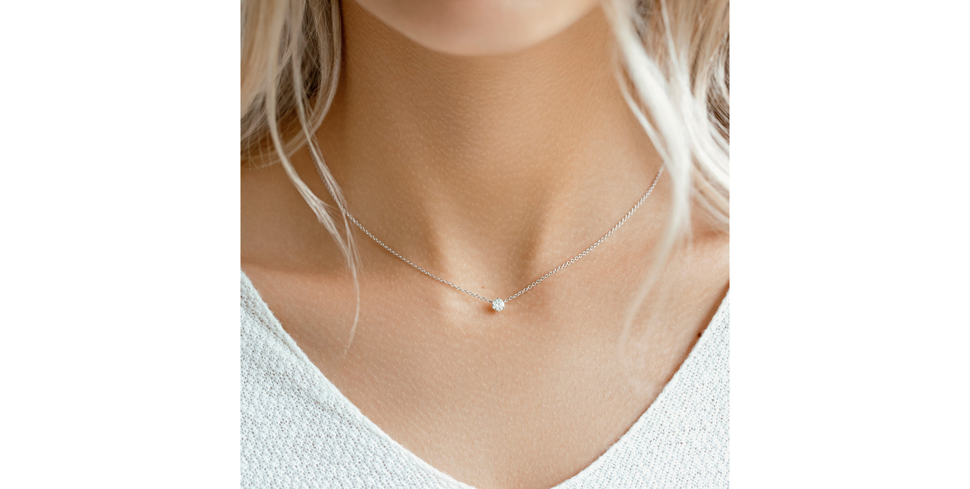 Náhrdelník s diamantom Essential Shine