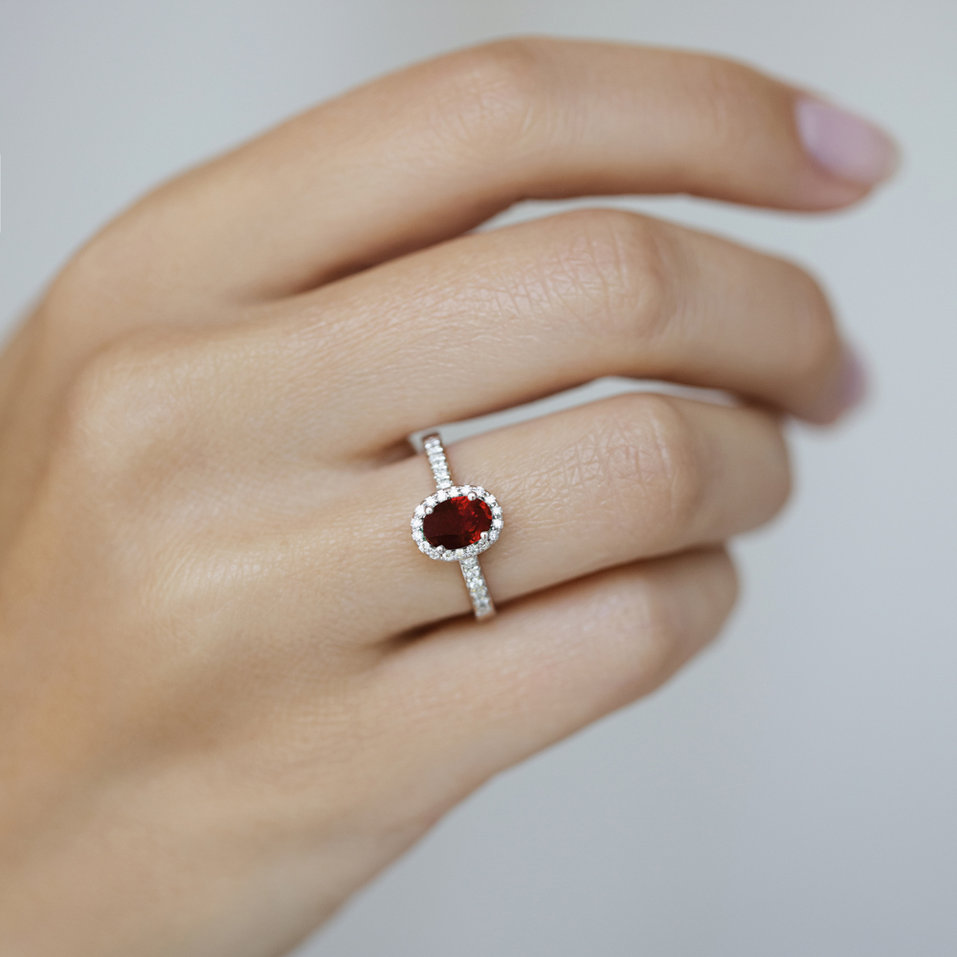 Prsteň s rubínom a diamantmi Princess