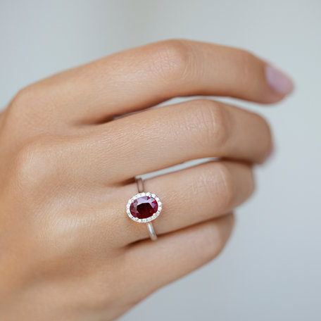 Prsteň s diamantmi a rubínom Princess