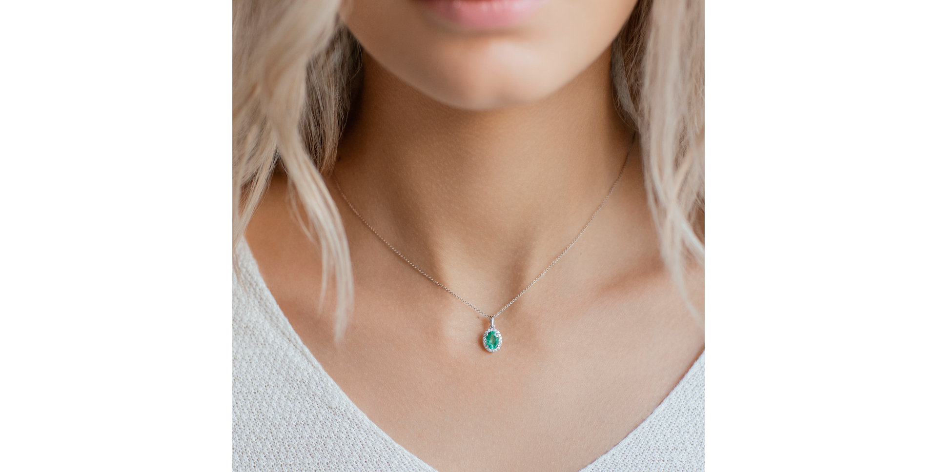 Prívesok s rubínom a diamantmi Princess