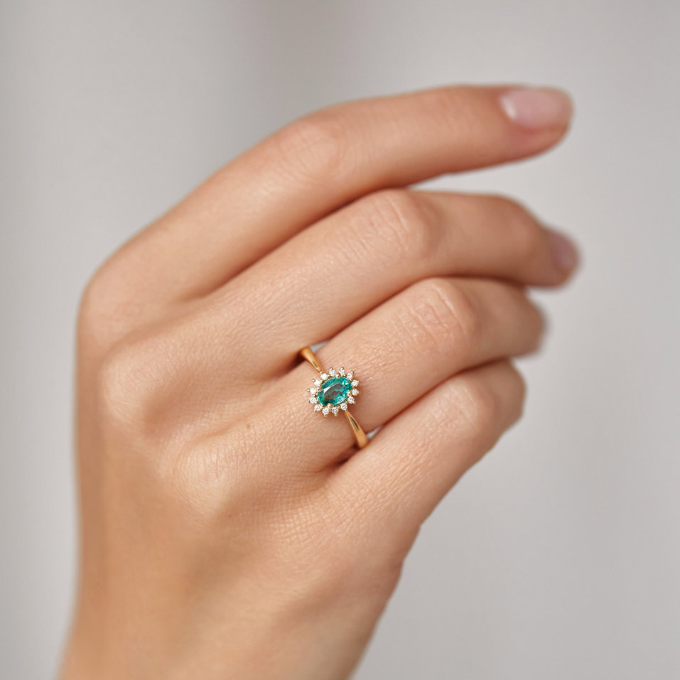 Prsteň s diamantmi a smaragdom Princess