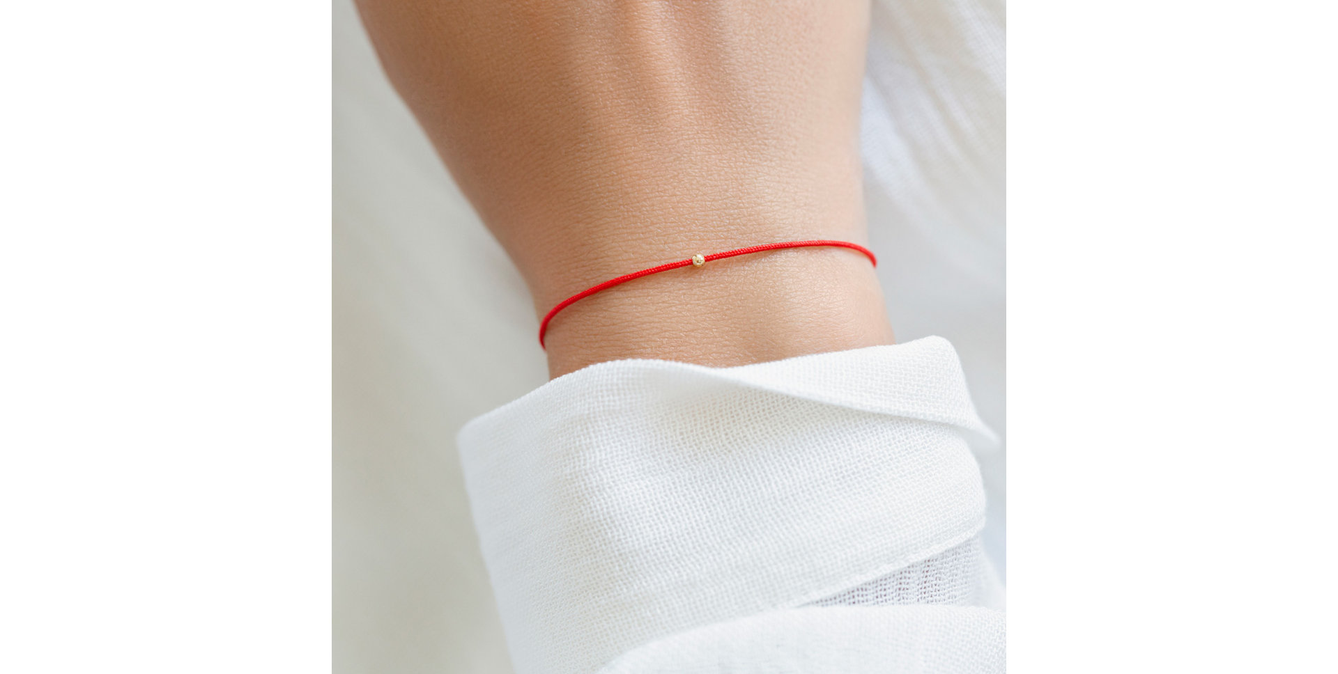 Dámsky náramok so šnúrkou Shamballa