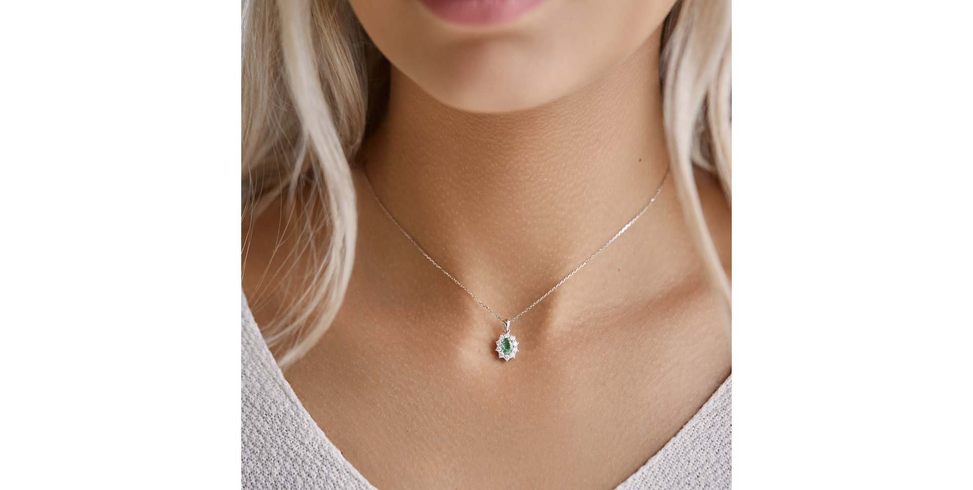 Prívesok s diamantmi a zafírom Princess