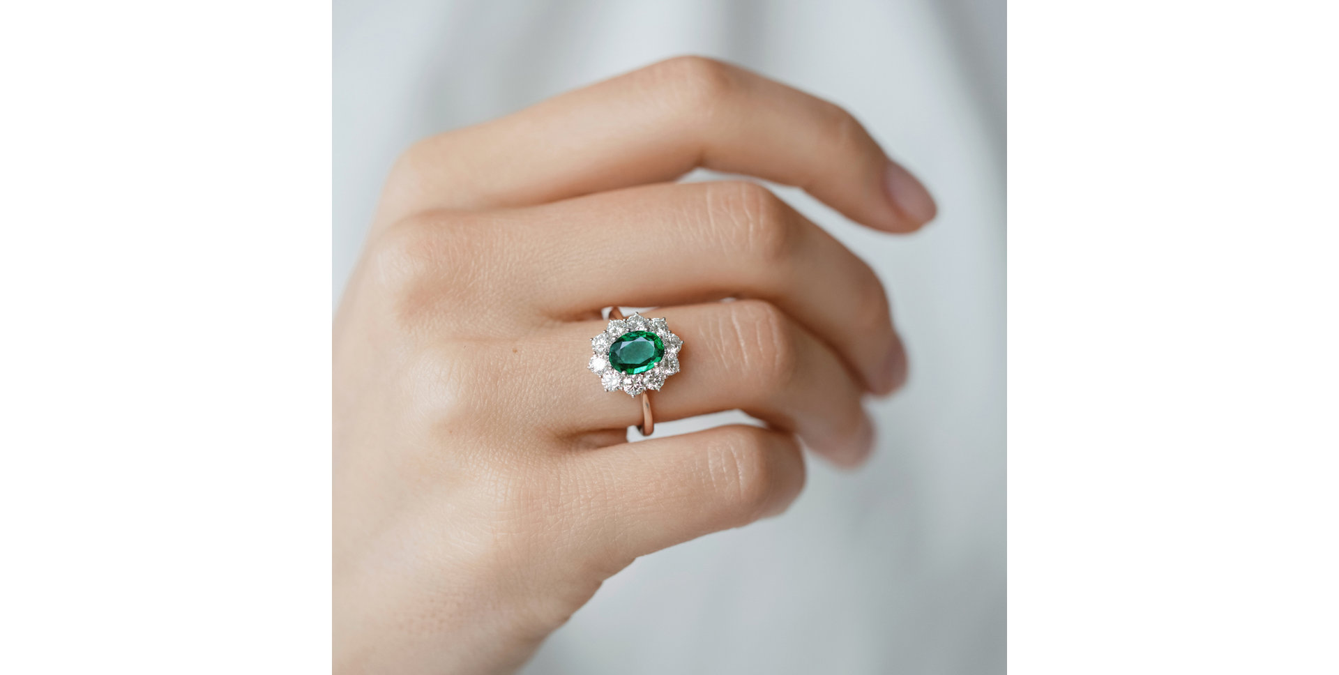 Prsteň s diamantmi a smaragdom Princess