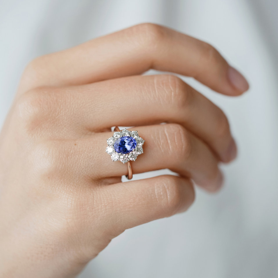 Prsteň s tanzanitom a diamantmi Princess