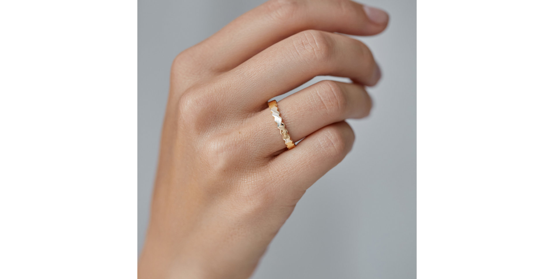 Prsteň Unique Infinity