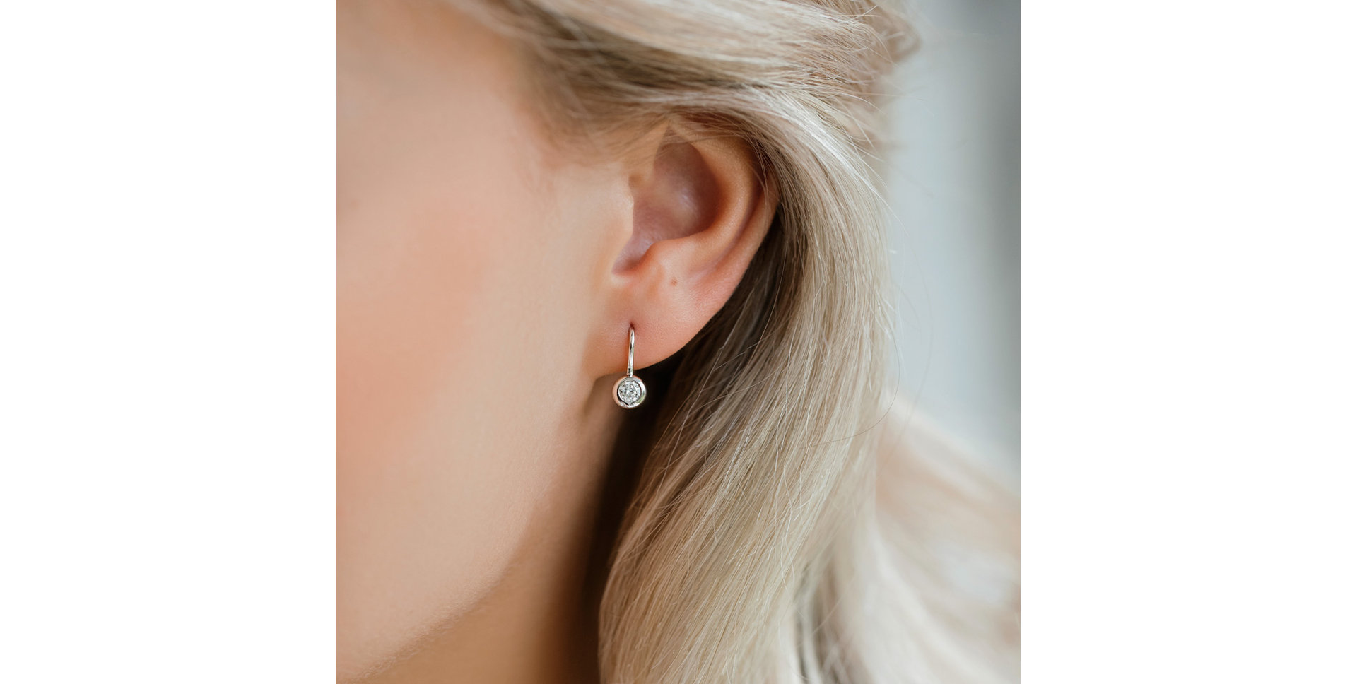 Náušnice s diamantom Sparkling Dots