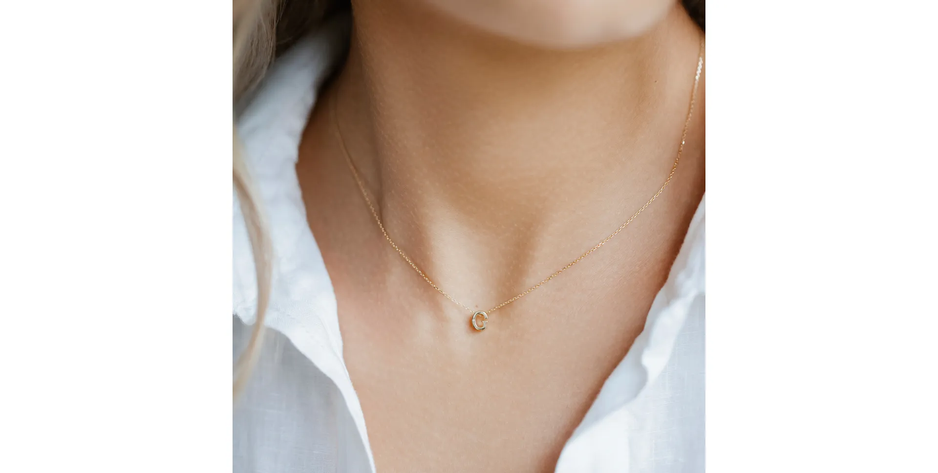 Náhrdelník s diamantom Flat Line H