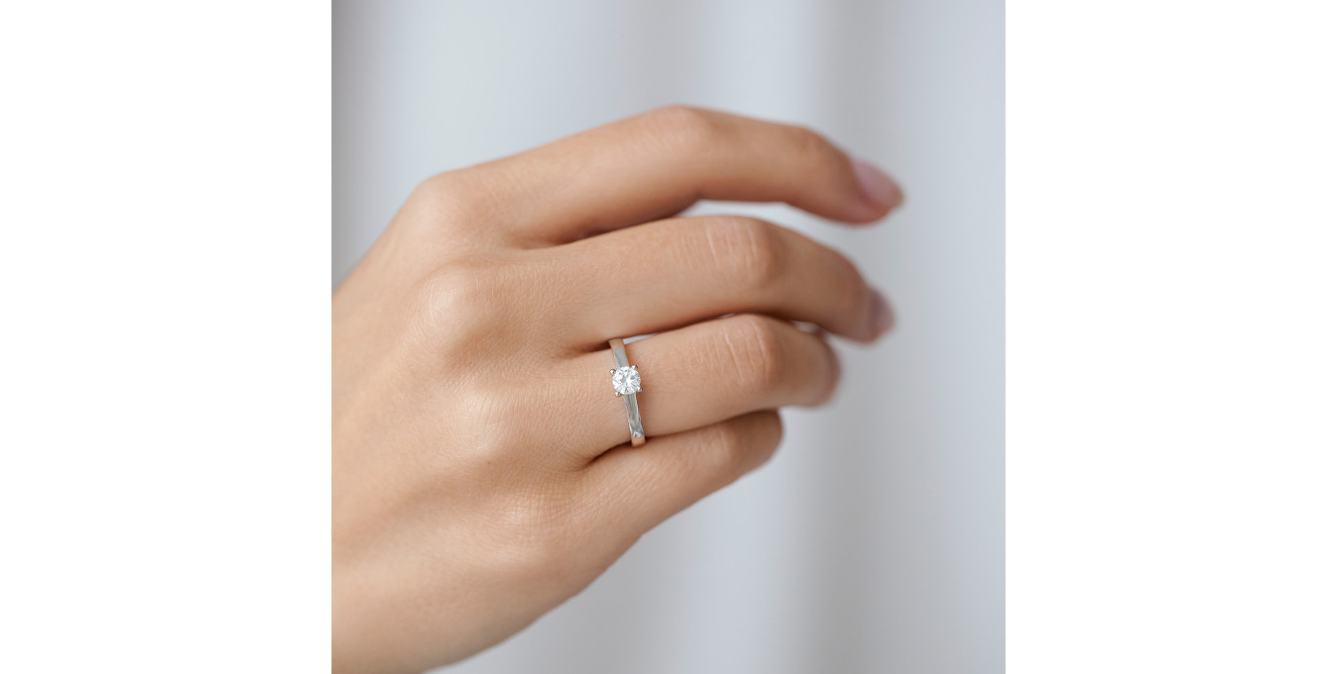 Prsteň s diamantom Spark of Love