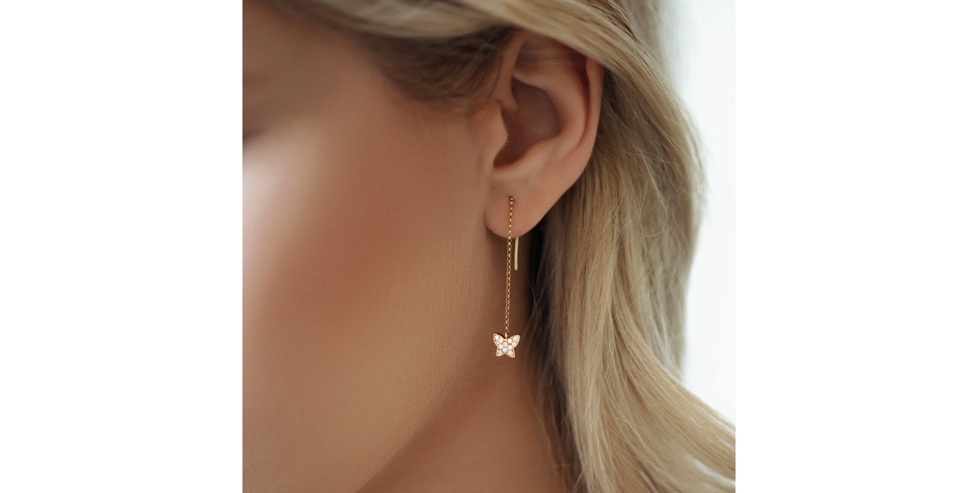 Náušnice s čiernymi diamantmi Amazing Butterfly