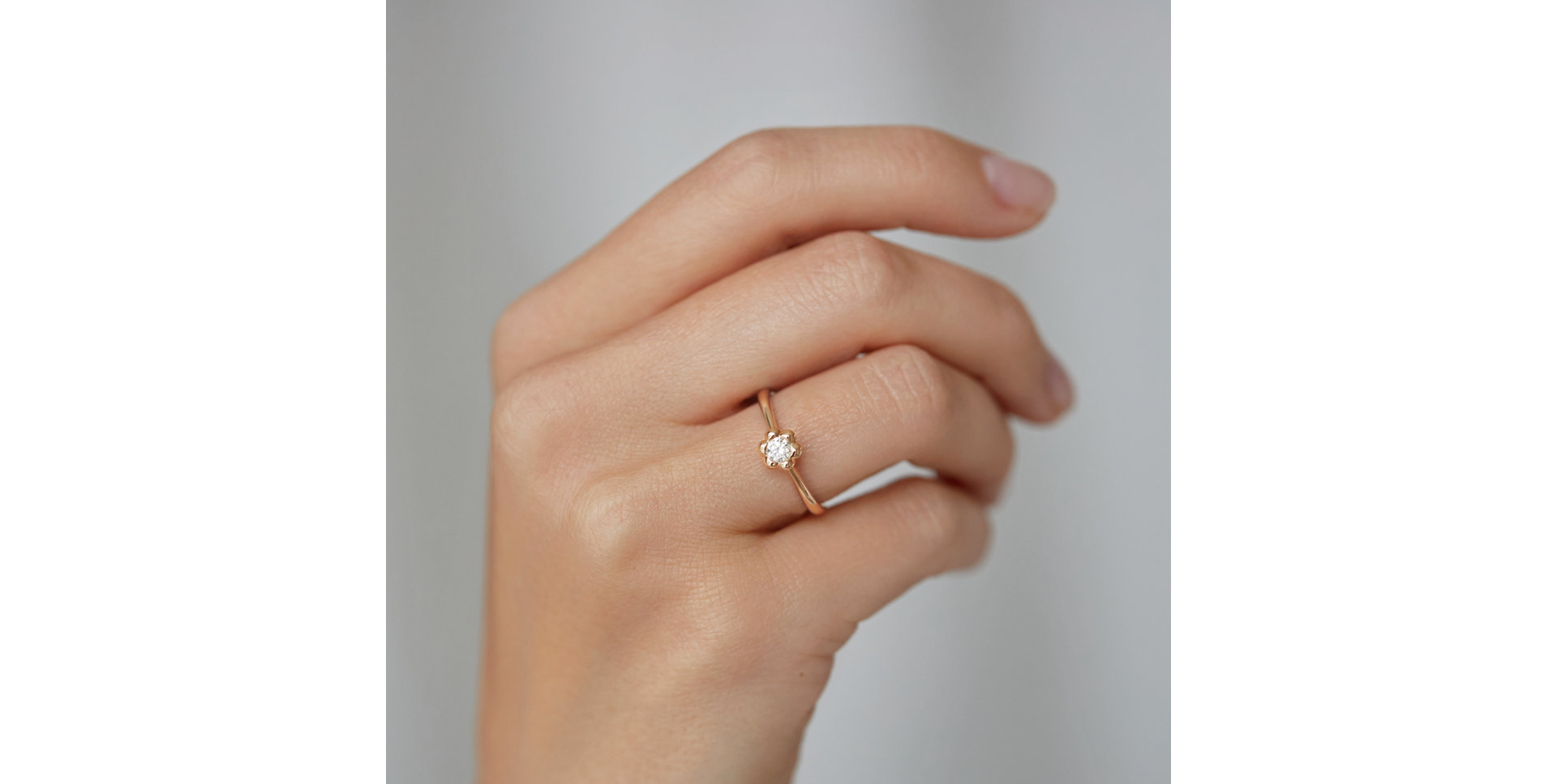 Prsteň s diamantom Blooming Love