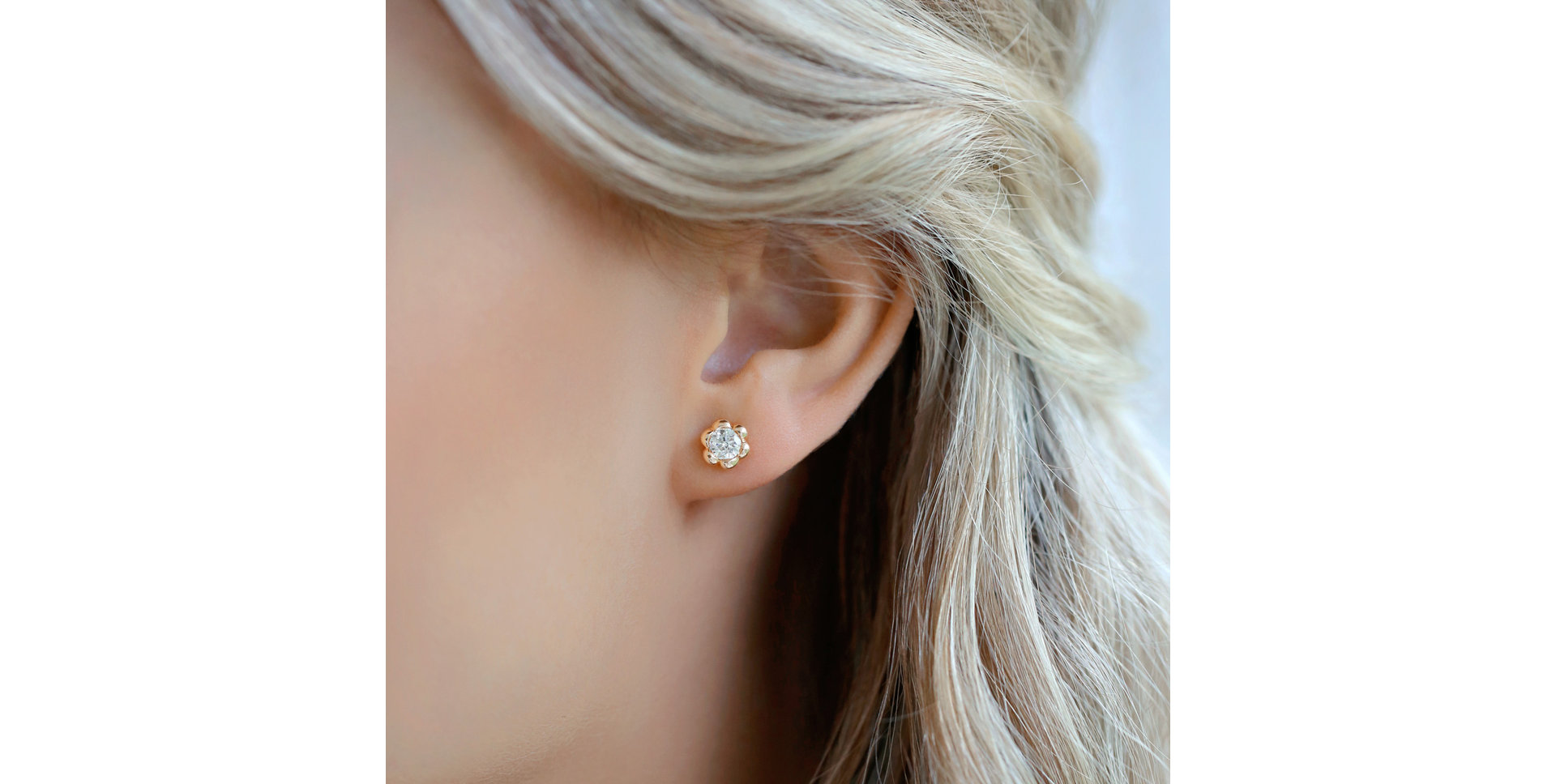 Náušnice s diamantom Blooming Love