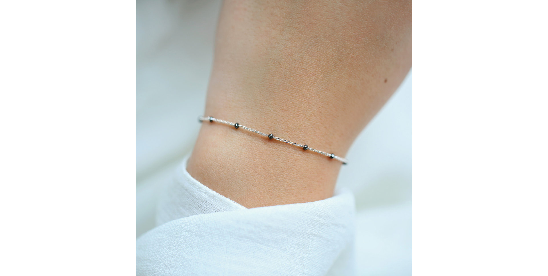 Náramok s čiernymi diamantmi Dark Melody