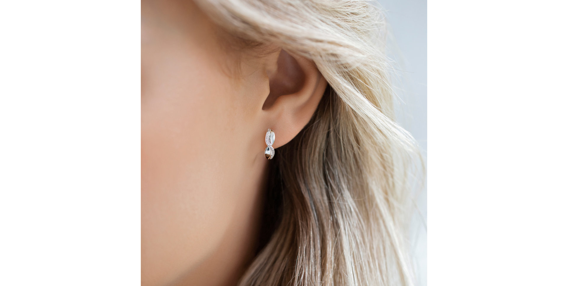 Náušnice s diamantmi Infinite Style