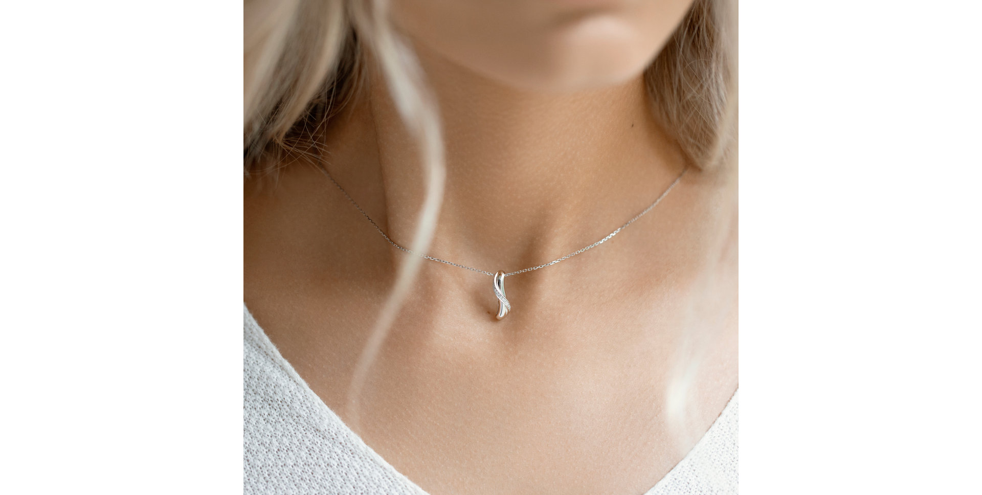 Prívesok s diamantmi Night Sea