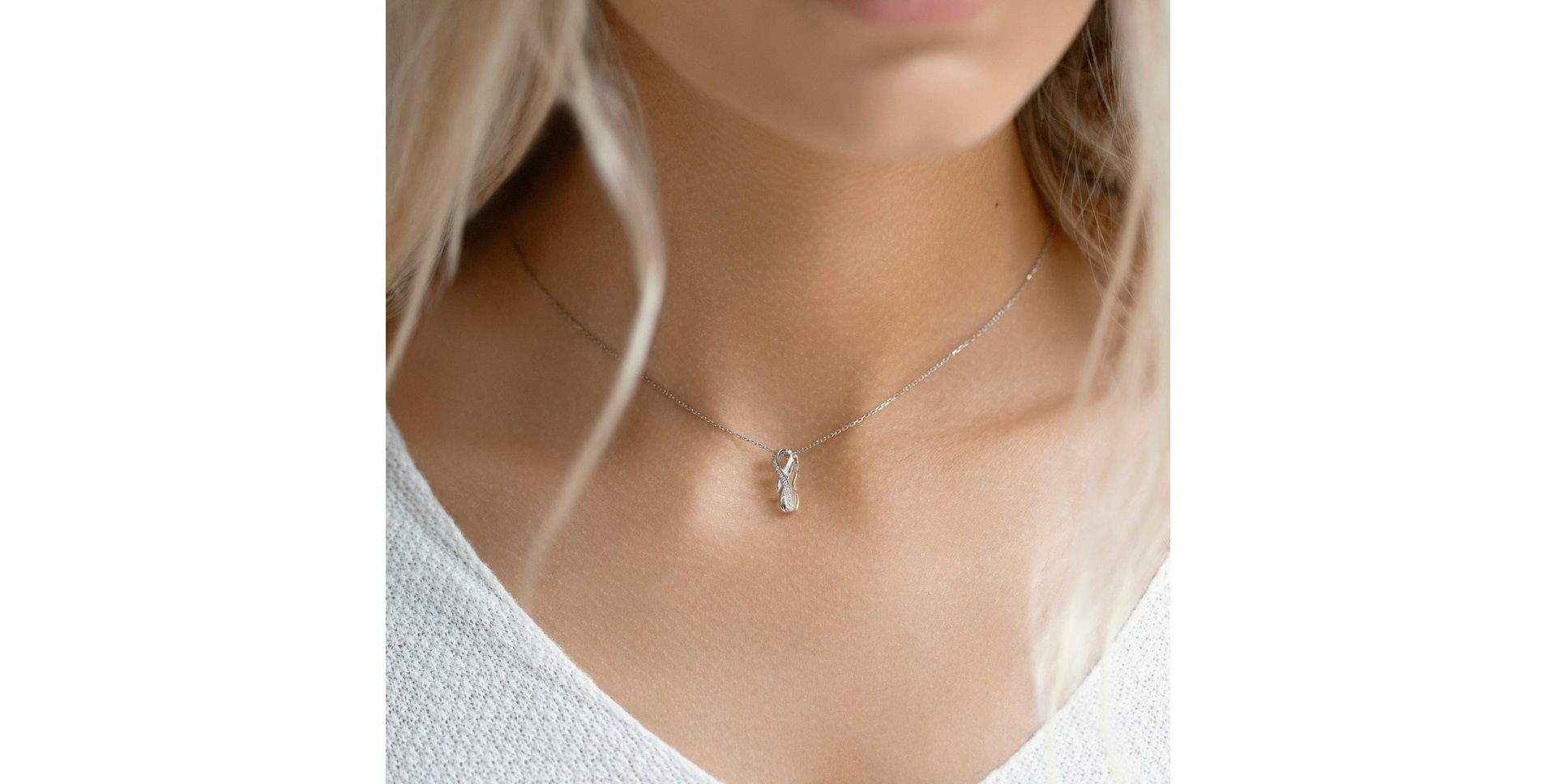 Prívesok s diamantmi Sparkling Infinity