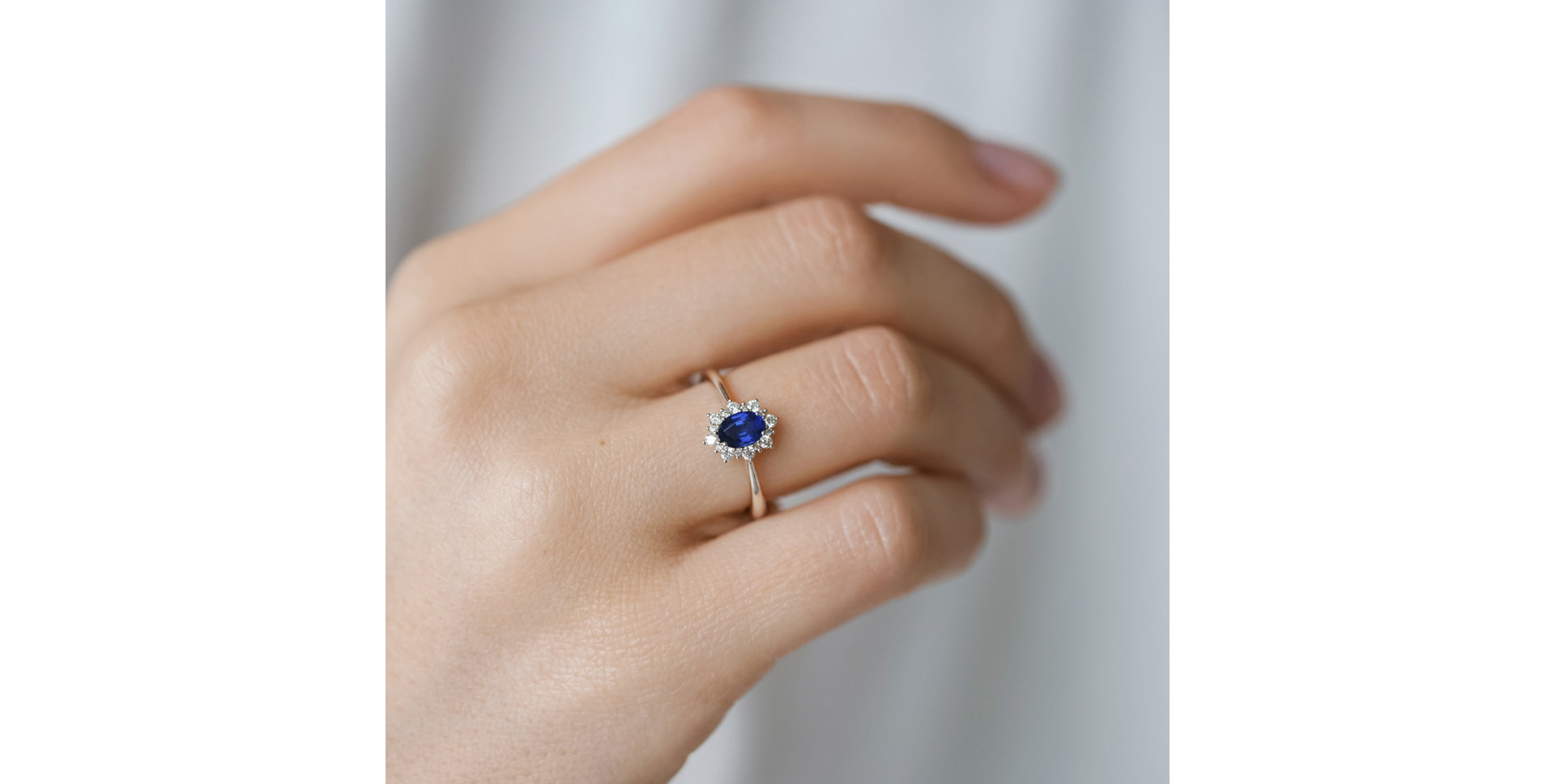 Prsteň s diamantmi a zafírom Princess