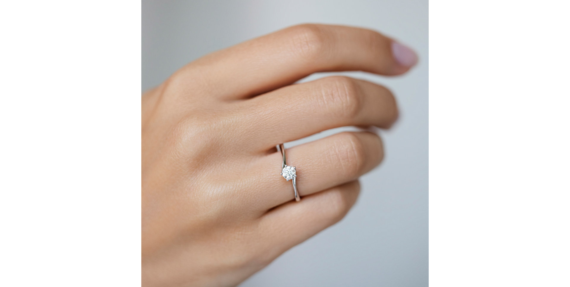 Prsteň s diamantom Vivid Love