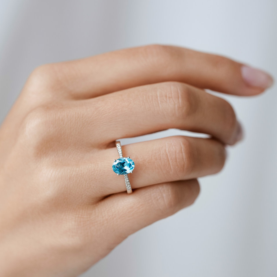 Prsteň s diamantmi a peridotom Bonbon