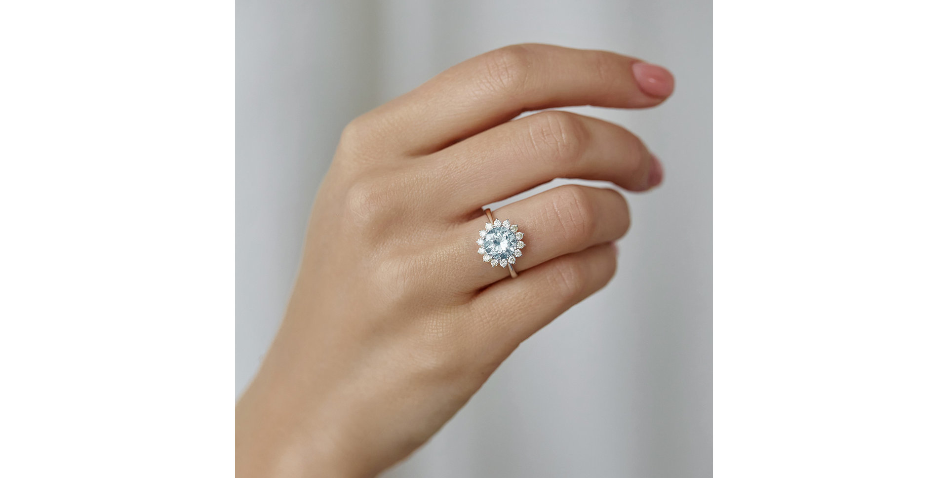 Prsteň s diamantmi a topásom sky Stellar Sun