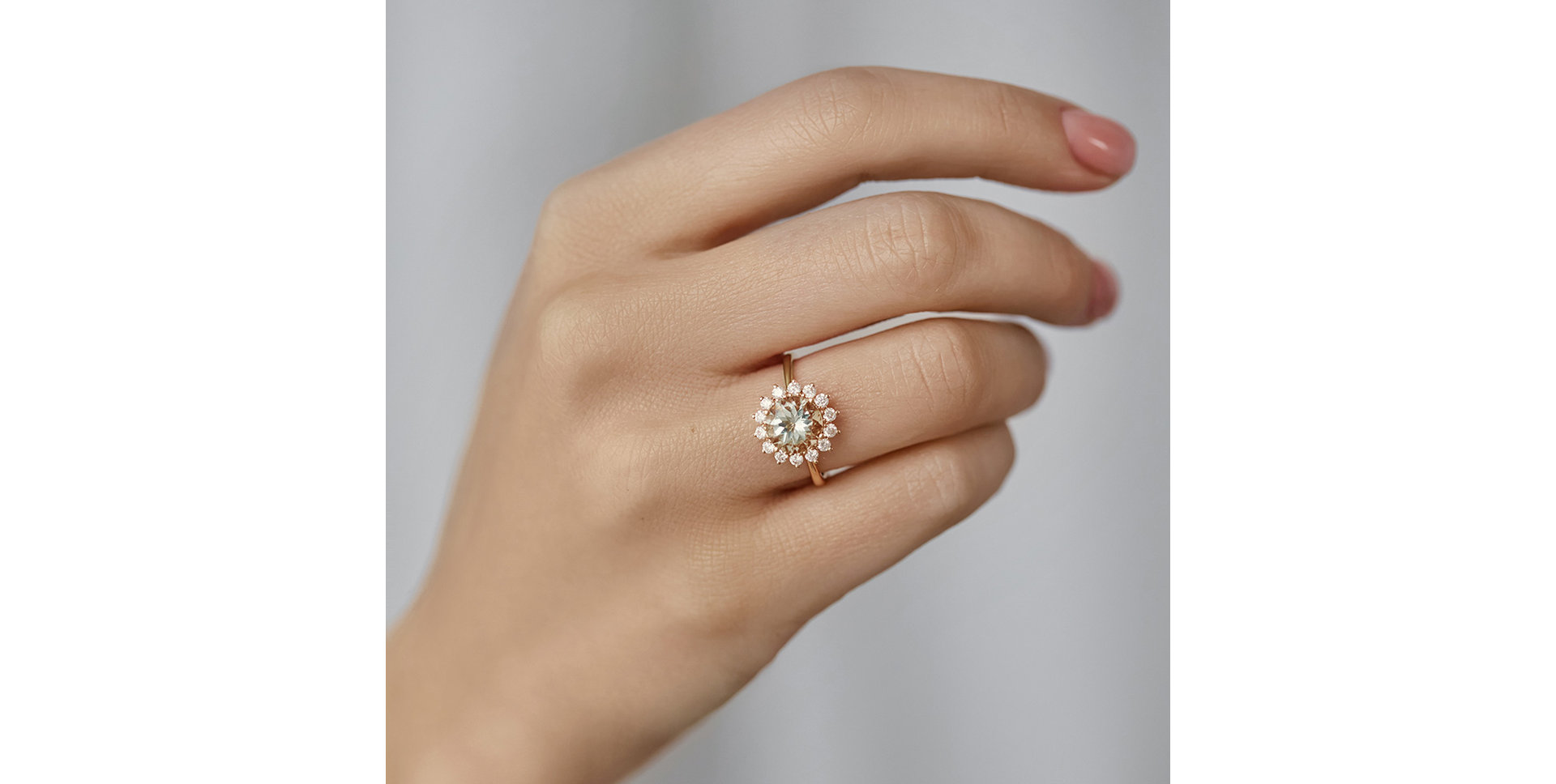 Prsteň s diamantmi a rhodolitom Stellar Sun