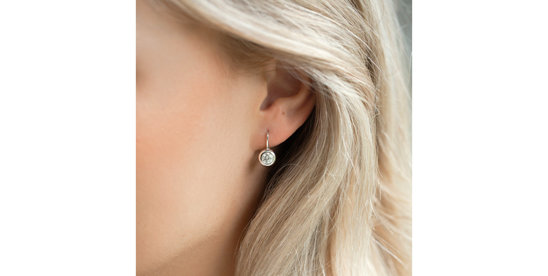 Náušnice s diamantom Sparkling Dots