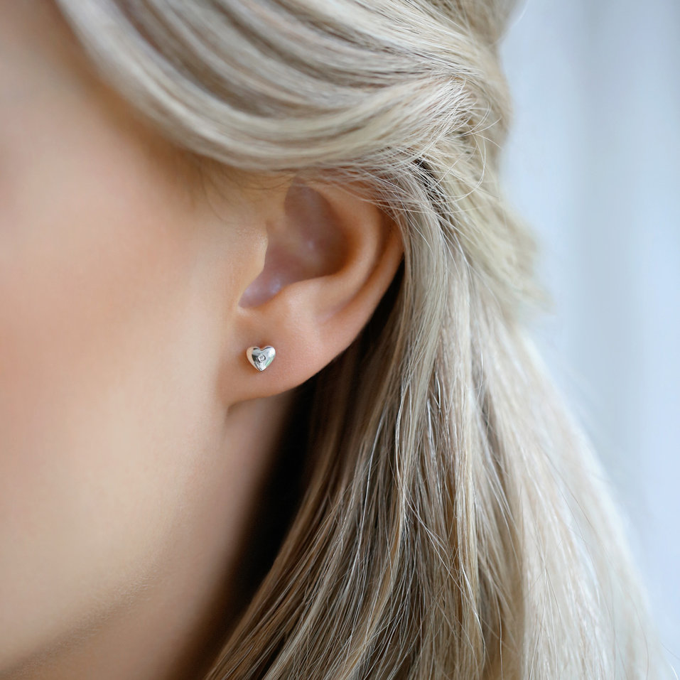 Náušnice s diamantom Hearts