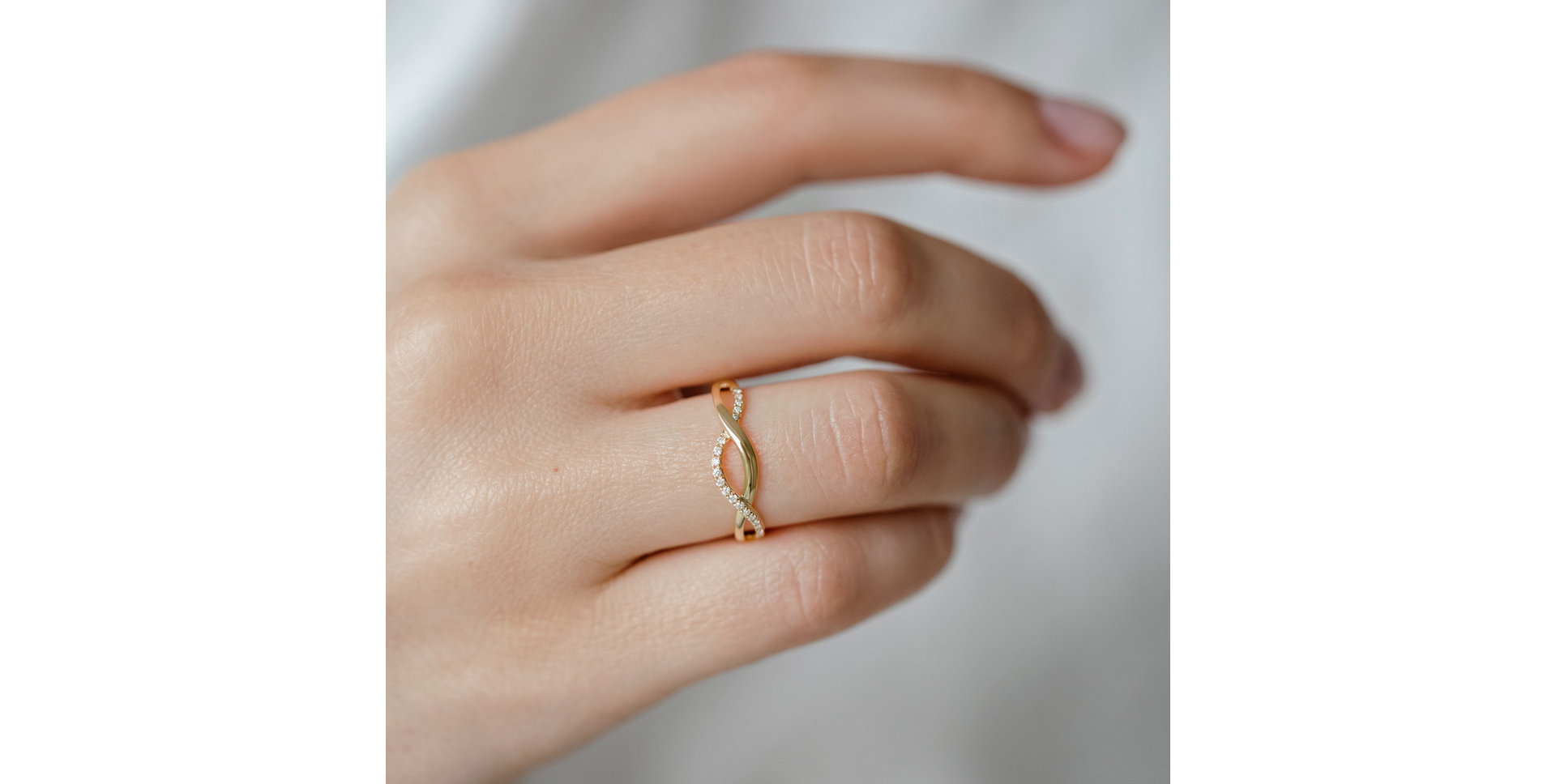 Prsteň s diamantmi Lucid Elegance