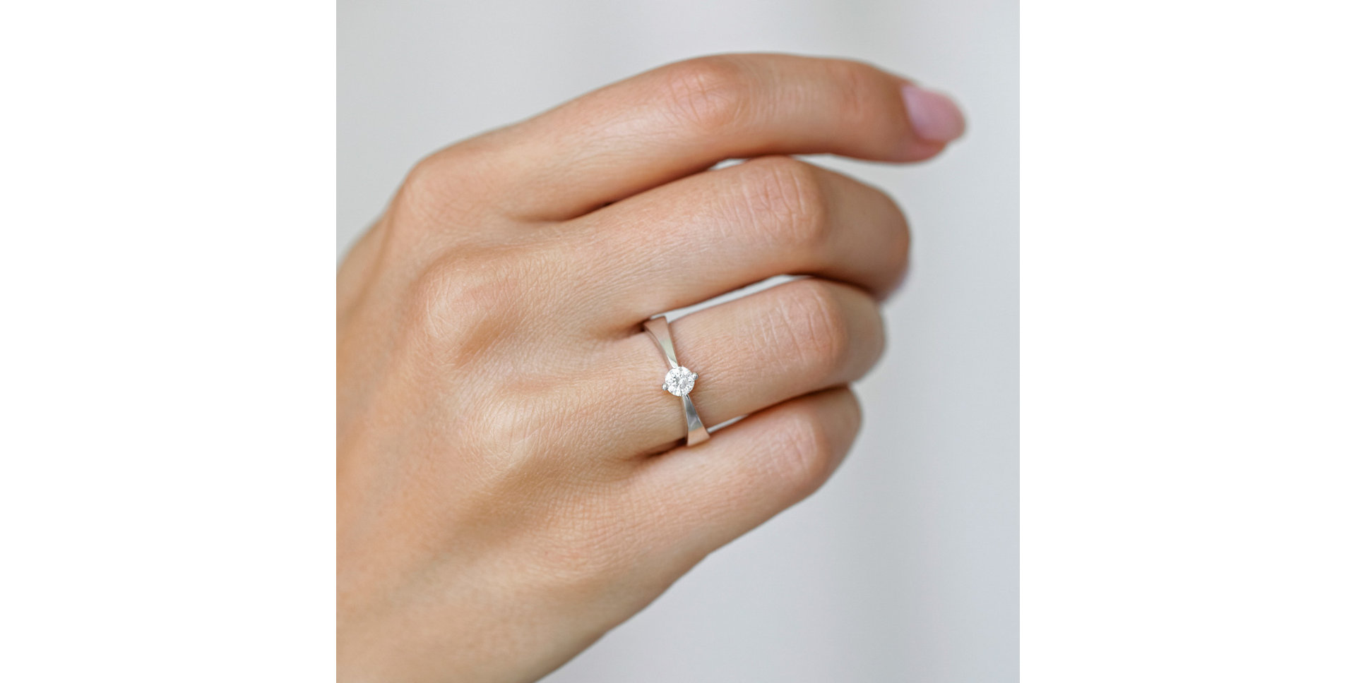 Prsteň s diamantom Love Bliss